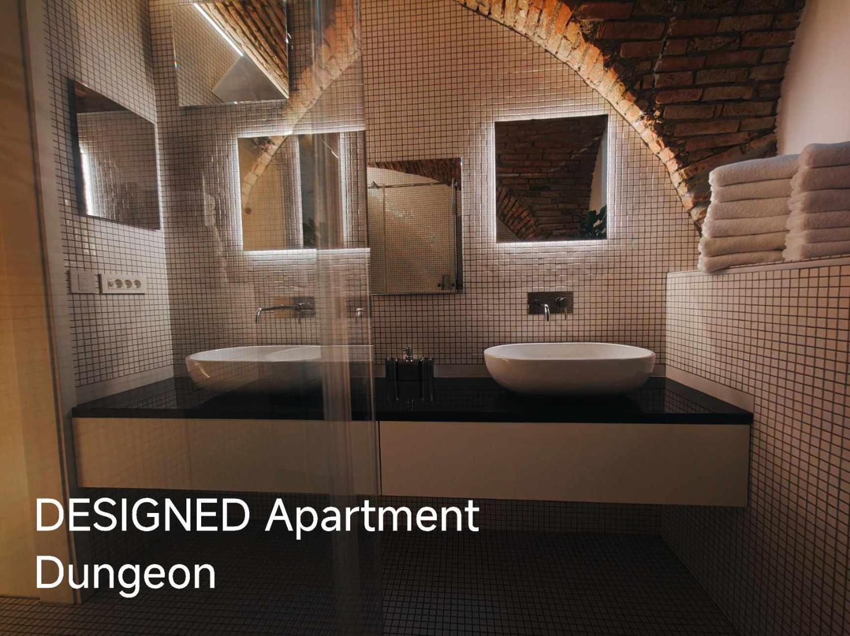 Dungeon Apartment Lubiana Esterno foto