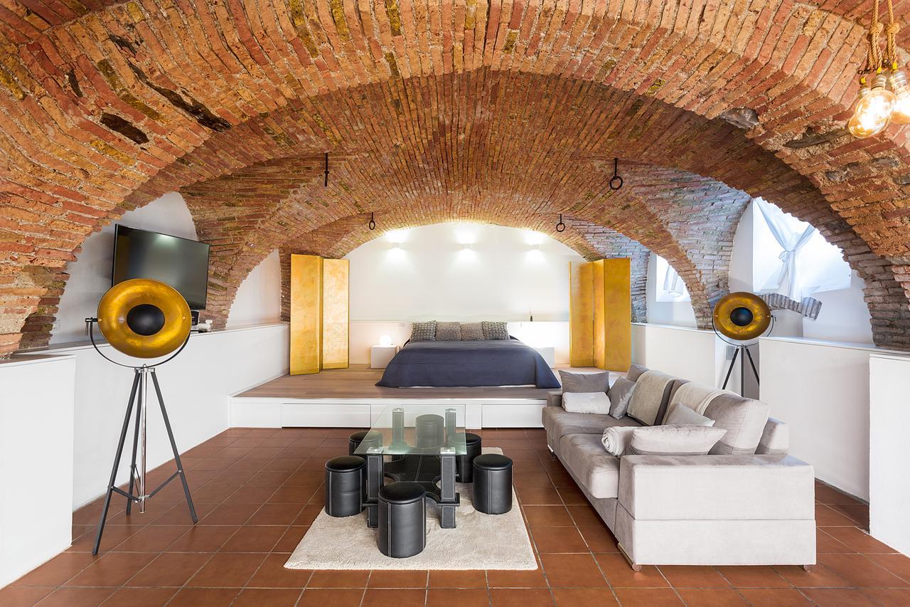 Dungeon Apartment Lubiana Esterno foto